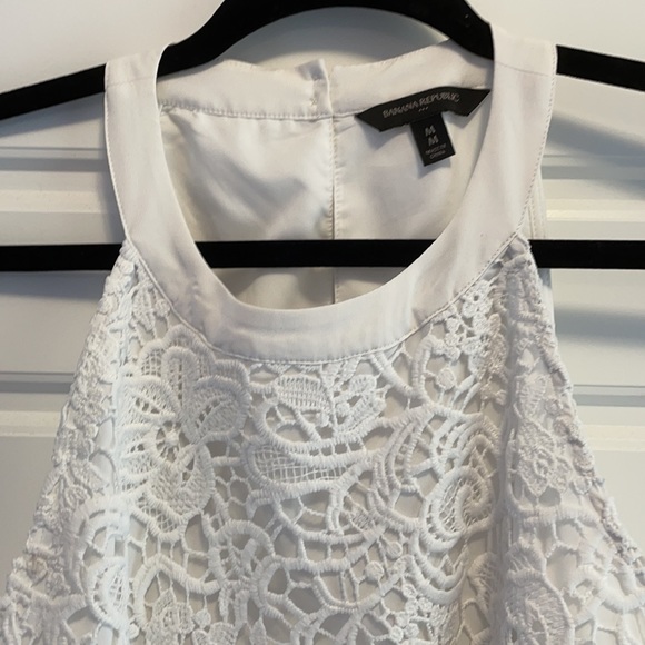 Beautiful Banana Republic lace halter top - Picture 2 of 4